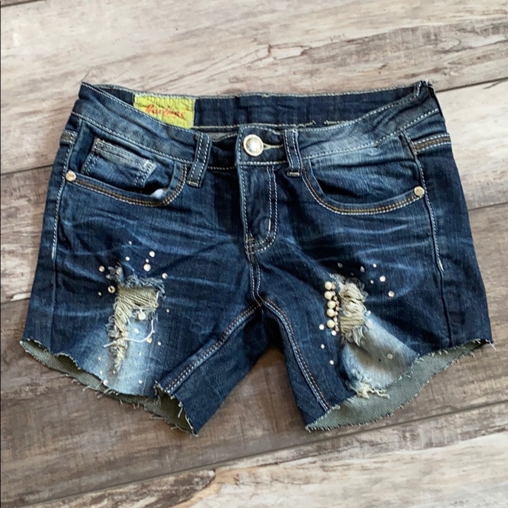 Machine jean shorts